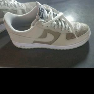 Nike Air Force 1. Size 10.5. Used Great Condition